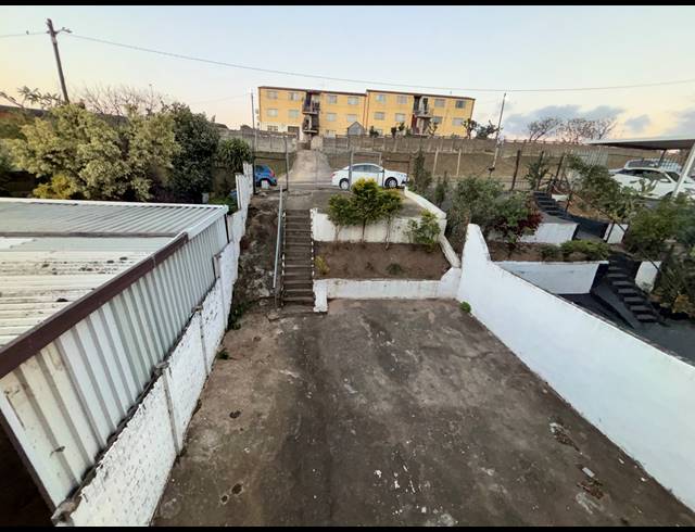 3 BEDROOM HOUSE FOR SALE IN REDFERN